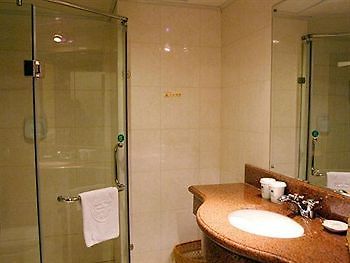 שנגחאי Greentree Inn Sichuan North Road מראה חיצוני תמונה